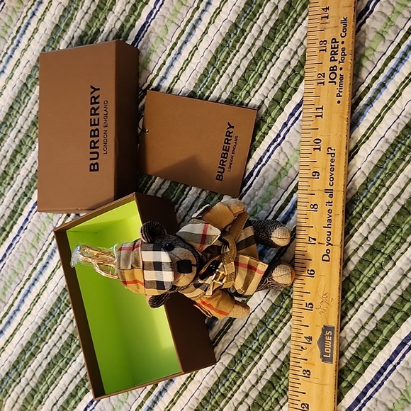 Burberry Bear Key Ring - Picture 1 of 5